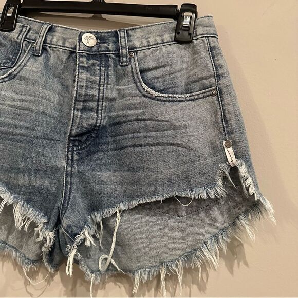 ONE TEASPOON Shorts Women Size 25 Denim Jean Cut Off Fray Button Fly Le Wolves - Picture 3 of 11